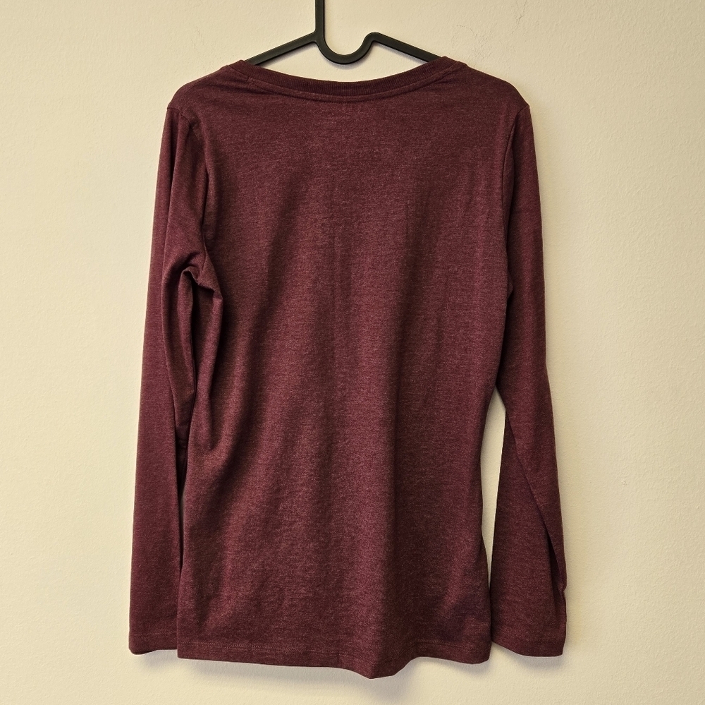 Eddie Bauer Long Sleeve V-neck T-Shirt Burgundy Red M - Picture 2 of 5